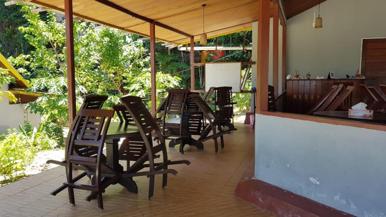 Amoryg Resort And Dive Raja Ampat Pulau Mansuar Exterior photo