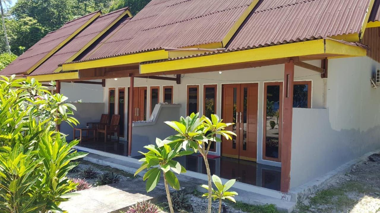 Amoryg Resort And Dive Raja Ampat Pulau Mansuar Exterior photo