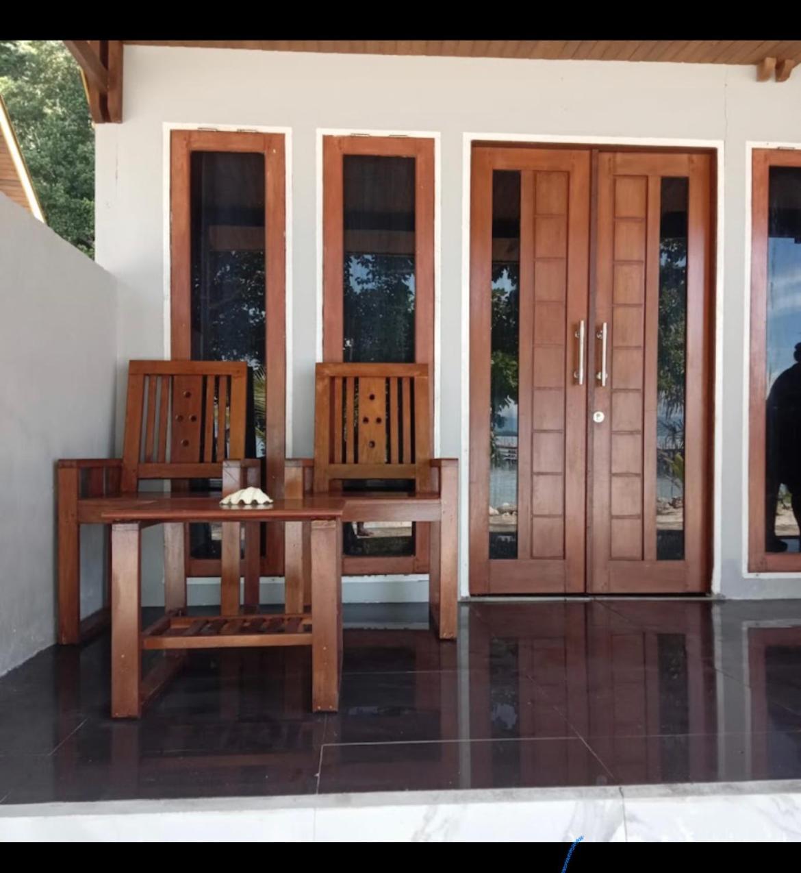 Amoryg Resort And Dive Raja Ampat Pulau Mansuar Exterior photo